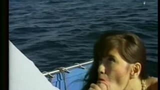Содомия на лодке для Алекс Дан Содомия на лодке для Алекс Дан