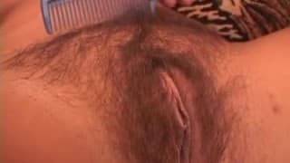 Жаклин Стоун -её парень лижет волосатую киску