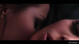 Подружки лесбиянки Кэти Мур и Синди Хоуп