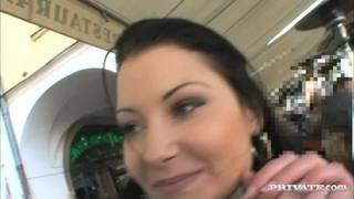 Белис и Рейчел Эванс ебутся с одним парнем!