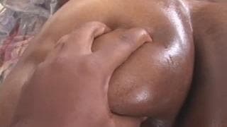 Огромные сиськи у черной крали Crystal Clear