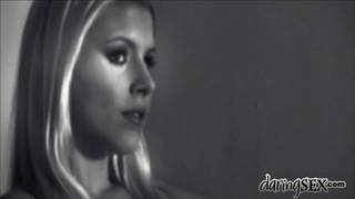 Блу Энджел и Бренди Смайл лижут киски