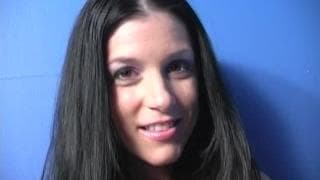 India Summer сосет хуй через отверстие India Summer сосет хуй через отверстие