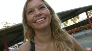 Она будет ебаться с Тоби за деньги