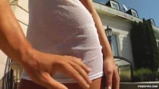 Горячая блондинка Пэм готовая трахаться