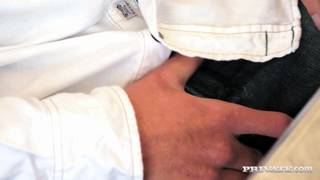 Билли- очень красивая и сексуальная девушка