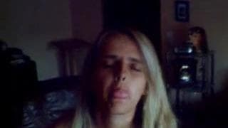 Любительская сцена женской мастурбации