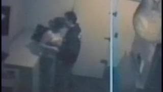 Молодой пацан трахнет зрелую женщину