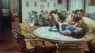 Актриса Моана Поцци в этой оргии