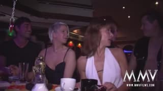 Частный свинг-клуб, чтобы насладиться