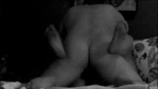 Его жена возбуждается от напряженного члена