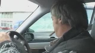 Секс втроем с двумя сексуальными шлюхами