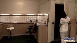 Мелани Мемфис, наконец, трахается со стариком