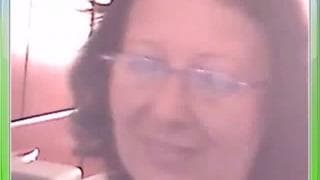 Бабушка, которая обнажается на веб-камеру