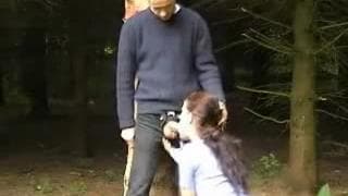 Пара, что трахается на открытом воздухе