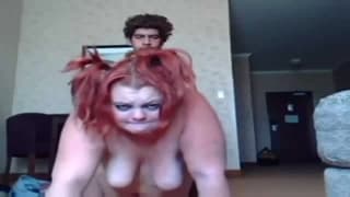 Толстая рыжуха получает интенсивно