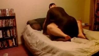 Межрасовый секс в постели