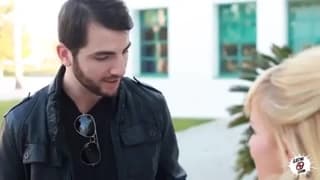 Эта блондинка жёстко трахается с этим парнем Эта блондинка жёстко трахается с этим парнем