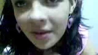 Он любит засовывать его член глубоко