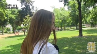 Оливия - молодая шлюха, которая любит ебаться