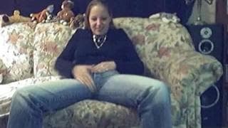 У нее отличные сиськи, которые стоит показать