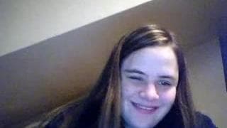 У этой шлюхи огромные сиськи, чтобы ласкать