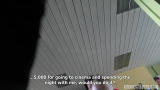 Молодая чешка, которая трахается за деньги Молодая чешка, которая трахается за деньги
