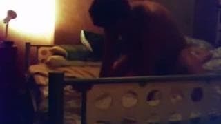 Парень приводит домой проститутку потрахаться