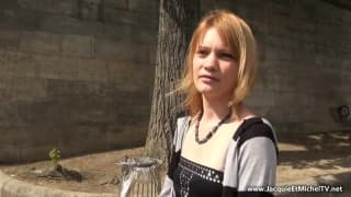 У нее такая волосатая киска У нее такая волосатая киска