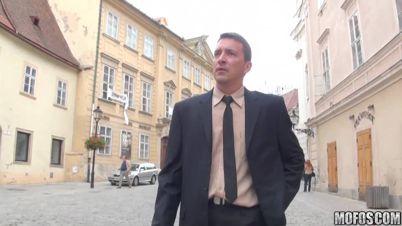 Подтвердите свой возраст