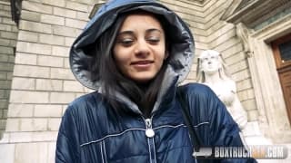 Шрима Малати любит, когда её заводят.