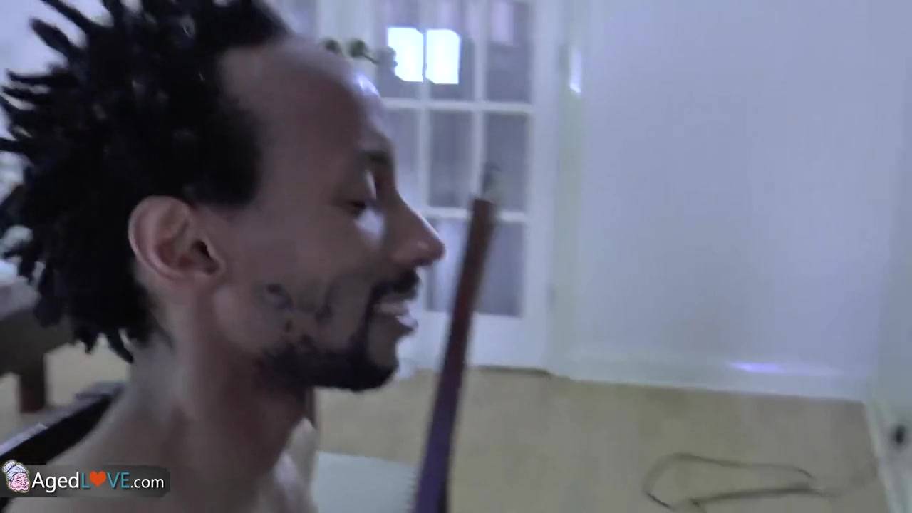 Подтвердите свой возраст