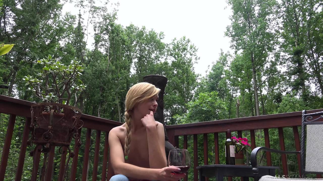 Подтвердите свой возраст