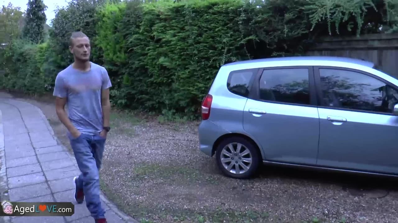 Подтвердите свой возраст