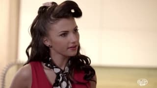 Горячая Вивьен Вилд сильно хочет трахаться