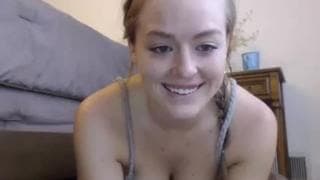 Домохозяйка отлично умеет развлекаться