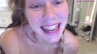 Эта малышка просто хочет промокнуть