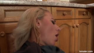 Подтвердите свой возраст