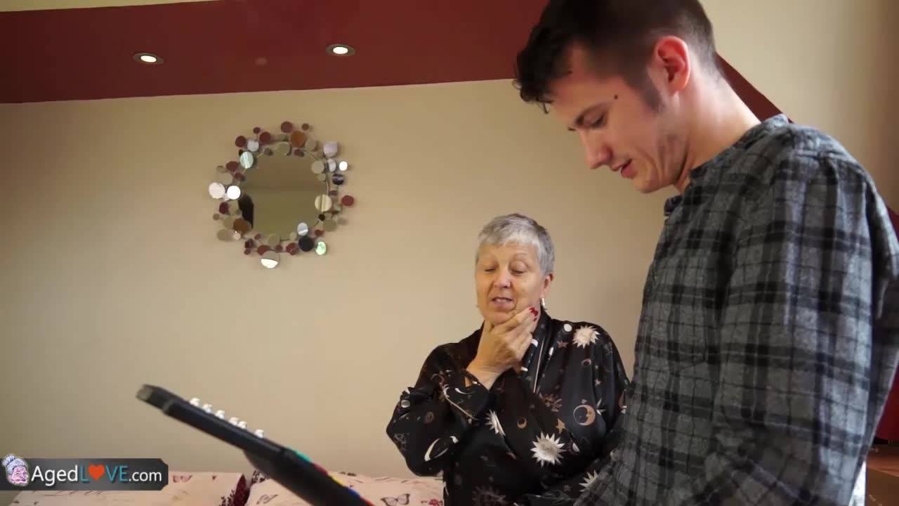 Подтвердите свой возраст