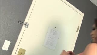 Подтвердите свой возраст