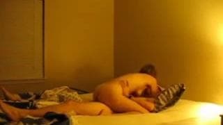 Растереть член, чтобы заставить его кончить