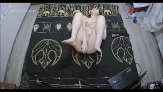 Нина хорошая русская девушка, она мастурбирует