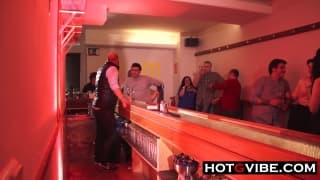 Подтвердите свой возраст