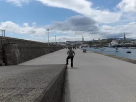 Подтвердите свой возраст