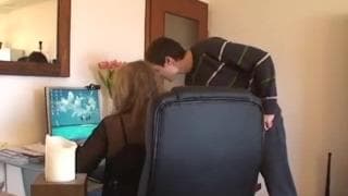 Подтвердите свой возраст