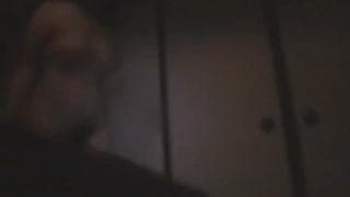 Он любит трахать её волосатое влагалище