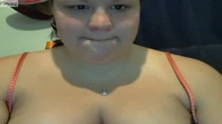 Почему бы не показать нам, что она умеет