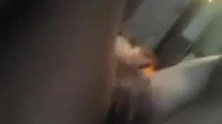 Любительская женщина трахается на столе