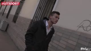 Подтвердите свой возраст