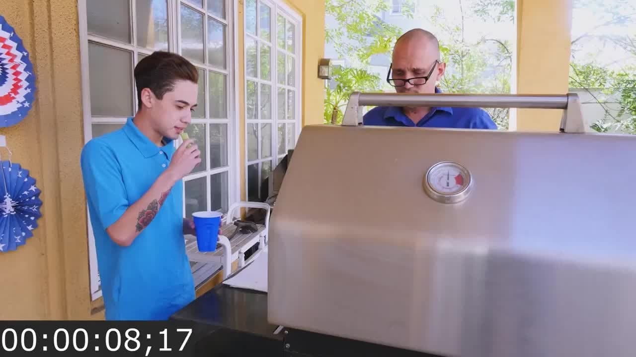 Подтвердите свой возраст